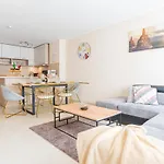 Apartament Golden Design Apartment, Zentral, Familie Und Business, 1000 Mbit *